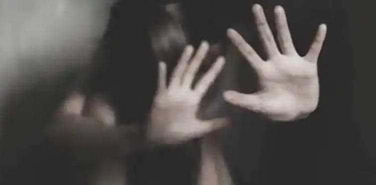 Karachi: Three boys arrested for attempted rape on girl