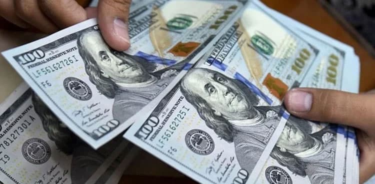 SBP’s foreign exchange reserves fall to historic low