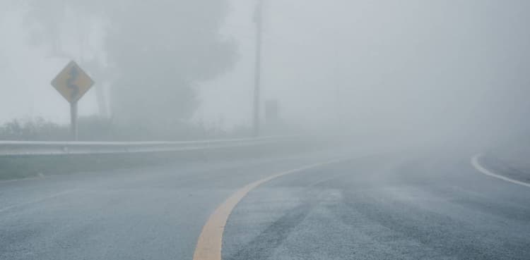 Lahore-Islamabad motorway closed due to dense fog