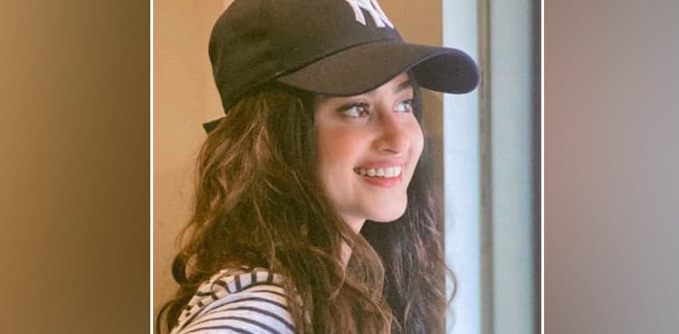 Sajal Aly has social media talking with latest pictures