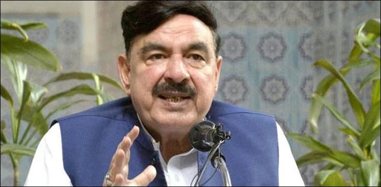 Dissolution of assemblies: Sheikh Rasheed suggests Imran Khan to not withdraw his decision