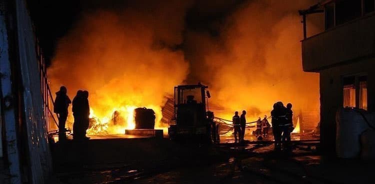 At least 15 dead in fire at Armenia military barracks