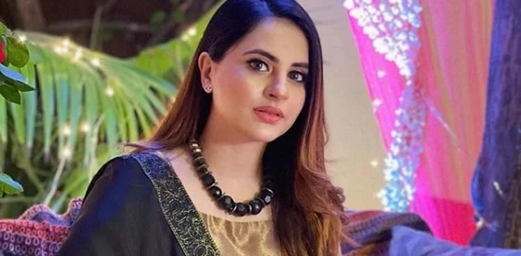 Fatima Effendi wins social media with latest picture