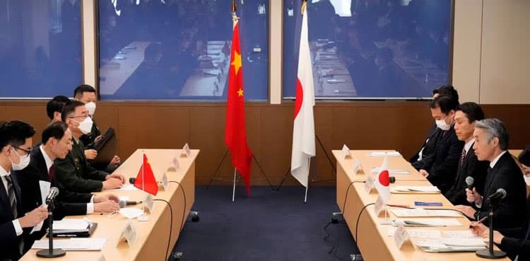 Tokyo protests to Beijing over gas field in East China Sea