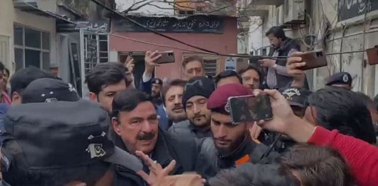 NAB summons Sheikh Rasheed in NCA £190m scandal