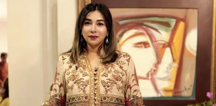 Komal Rizvi spills details of abusive marriage and divorce