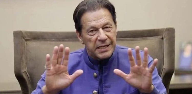 Imran Khan condemns ‘illegal’ Zaman Park raid, to raise contempt issue