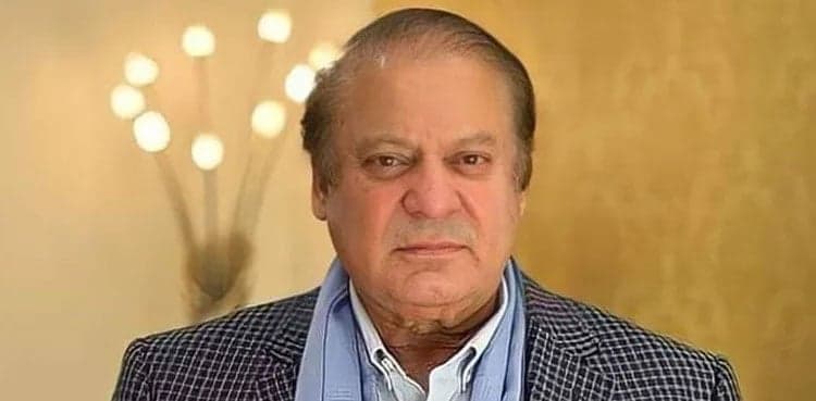 Nawaz Sharif reaches Saudi Arabia to perform Umrah