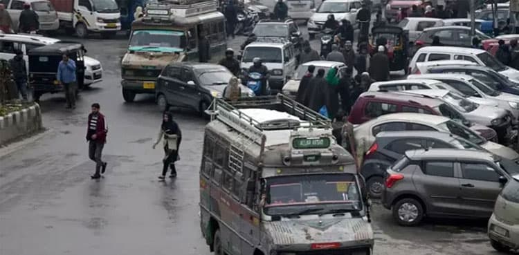 Eidul Fitr 2025: 71 vehicles fined for overcharging in Sindh