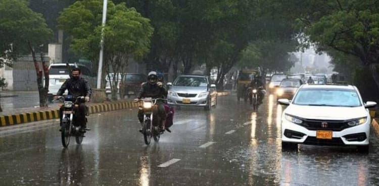 Karachi likely to receive light showers today