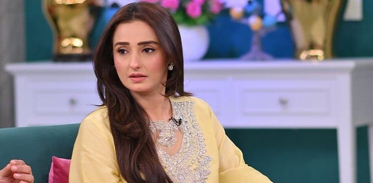 Shahzad and I used to stand outside the class: Momal Sheikh reflects upon childhood struggles