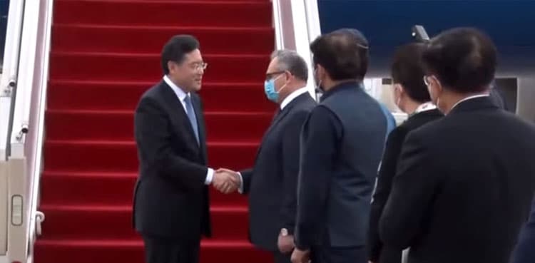 China’s FM arrives in Islamabad to participate in trilateral dialogue