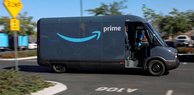 Amazon  offers shoppers $10 to slash delivery cost
