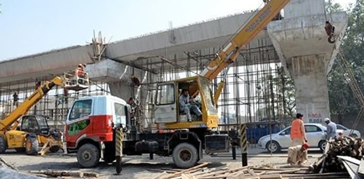 Govt utilized Rs399 bln out of Rs1,100 bln development budget in FY24-25