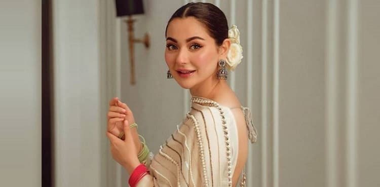 Hania Aamir's post about marriage grabs attention