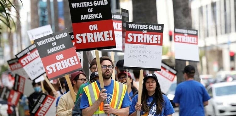 Hollywood writers try to strike a love match while picketing