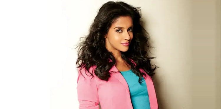'Ghajini' star Asin is parting ways with husband?