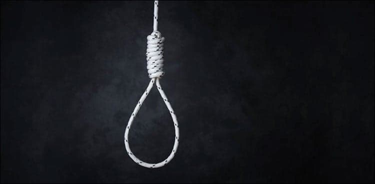 Man commits suicide after slitting throat of wife, daughters