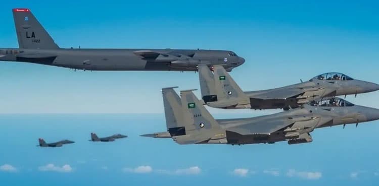 Saudi Arabian fighter jet crashes in Khamis, crew killed