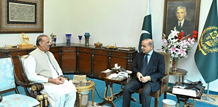 President Alvi asks PM, Raja Riaz to finalise caretaker PM’s name by Aug 12