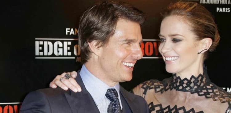 Emily Blunt urges Tom Cruise to make "Edge of Tomorrow" sequel