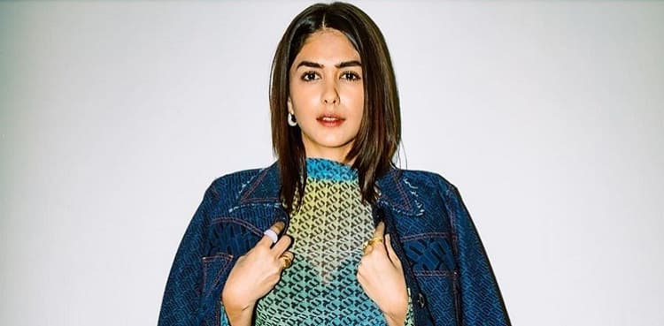 Mrunal Thakur names her 'lucky charm' in Bollywood