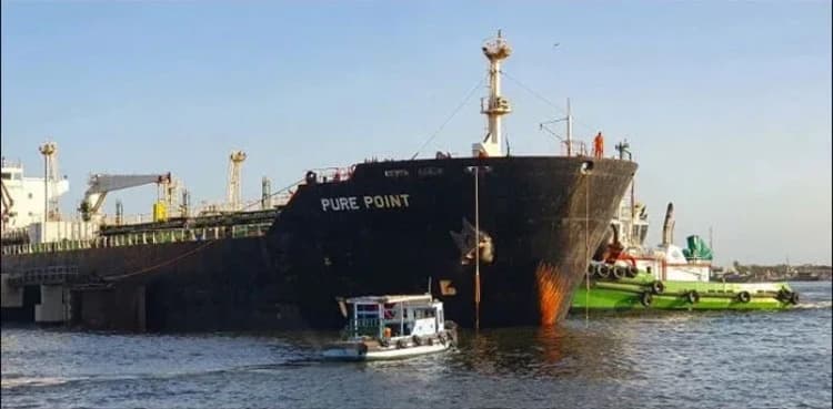 Pakistan halts import of Russian crude oil: Sources