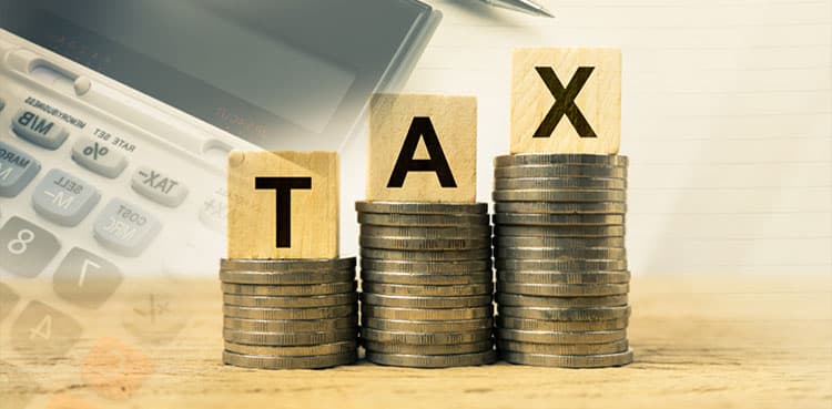 IMF seeks explanation from Pakistan for not imposing tax on big shops