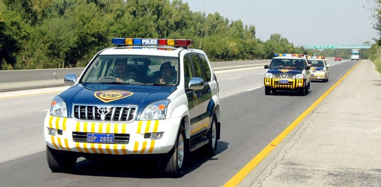 Motorway police issue important message for commuters