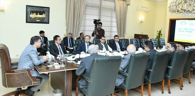 Caretaker PM orders ‘immediate action’ against defaulters, power thieves