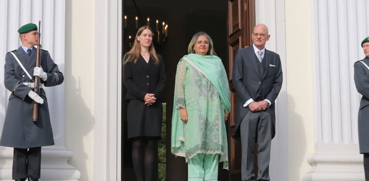 Saqlain Sayedah assumes charge as Pakistan's envoy to Germany
