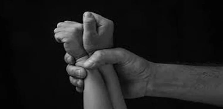 7-year-old girl raped in Karachi