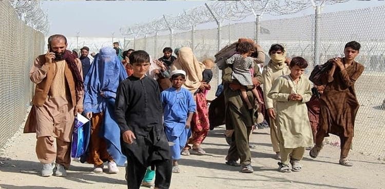 20,132 Afghan migrants returned home from Oct 3-26