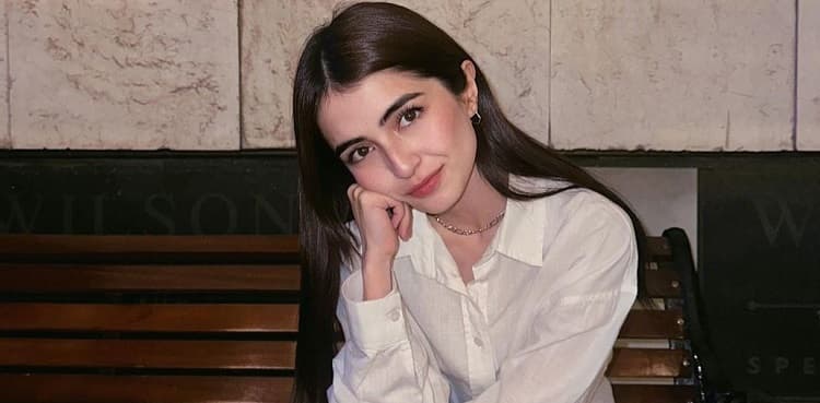 Merub Ali steals the show with new pictures