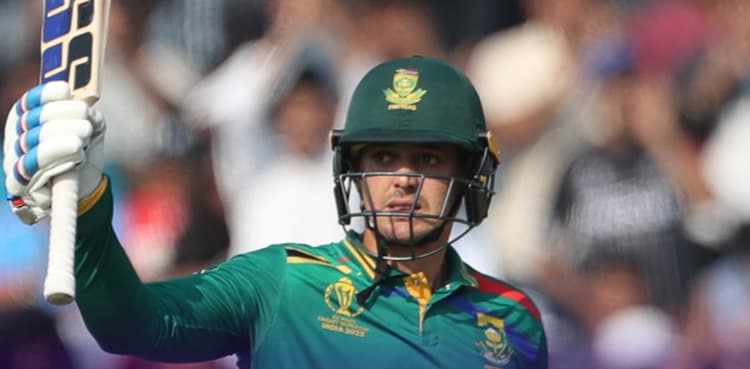 Quinton De Kock provides calming influence for in-form South Africa