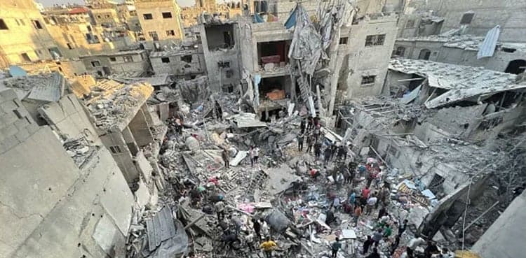 Israel, Hamas start first truce in Gaza war