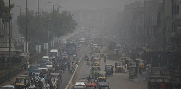 HEC shuts down universities, colleges amid severe smog