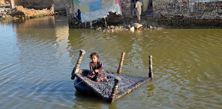 IMF agrees to Pakistan’s proposal on climate change spending