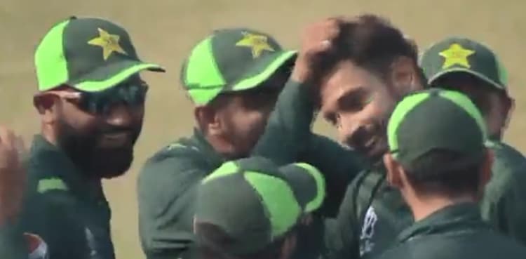 Watch: Babar Azam, Haris Rauf have fun during PAK v BAN