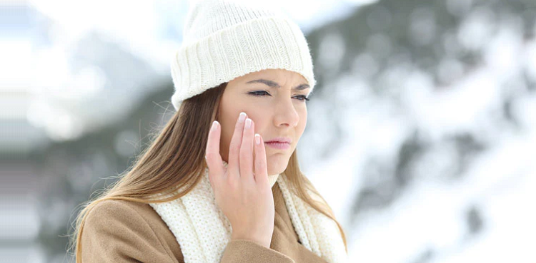 DIY face mask for dry, sensitive skin in winter