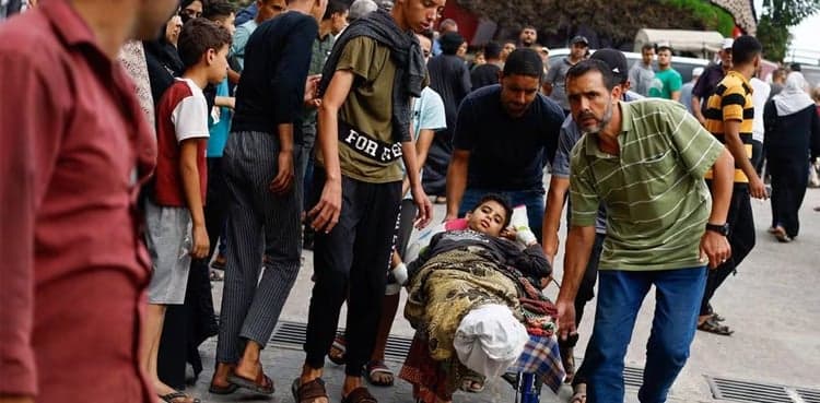 Gaza hospital receives 26 dead after strike on Khan Yunis building