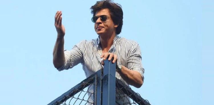 Fans suffer loss on Shahrukh Khan's birthday