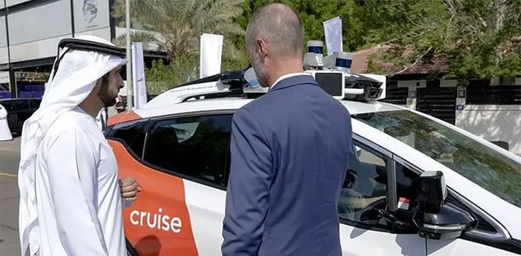 WATCH: Sheikh Hamdan bin Mohammed goes on test ride of autonomous electric vehicle