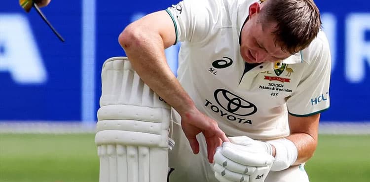 Marnus Labuschagne sent for scans as Perth pitch opens up