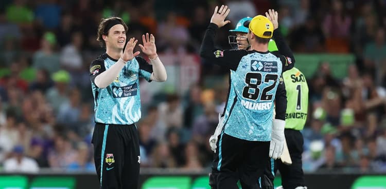 Brisbane Heat triumph over Sydney Thunder in BBL 2023/24