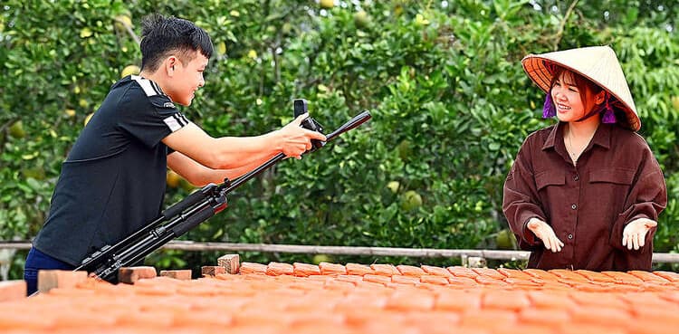 Fed up with poor pay, Vietnam workers turn to TikTok