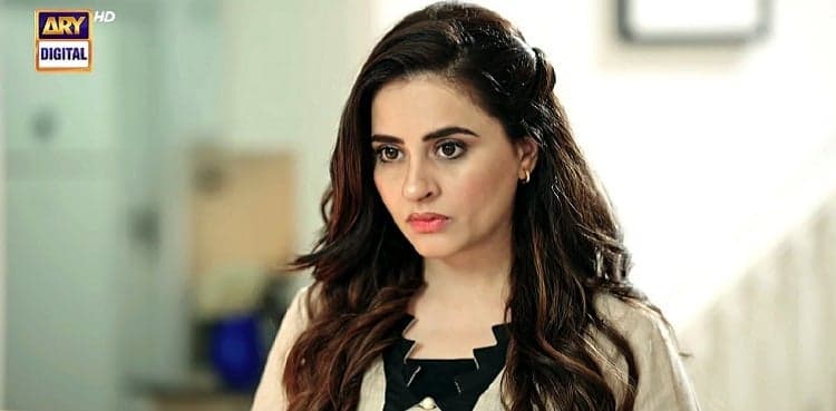 Fatima Effendi shares first negative role experience in 'Adawat'
