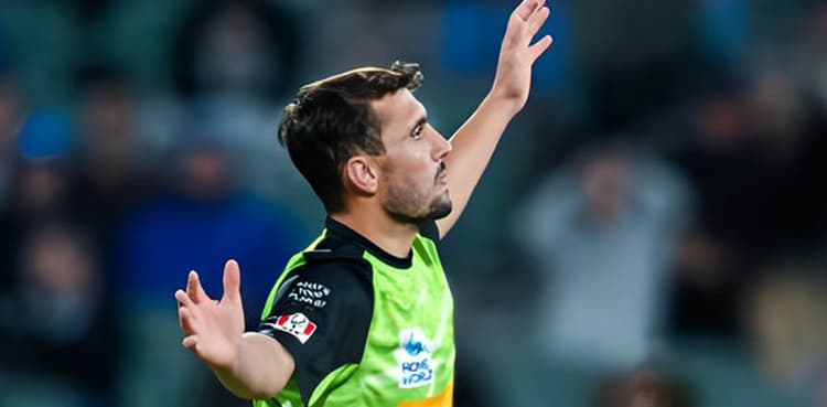 BBL 2023-24: Zaman Khan shines as Sydney Thunder beat Melbourne Stars