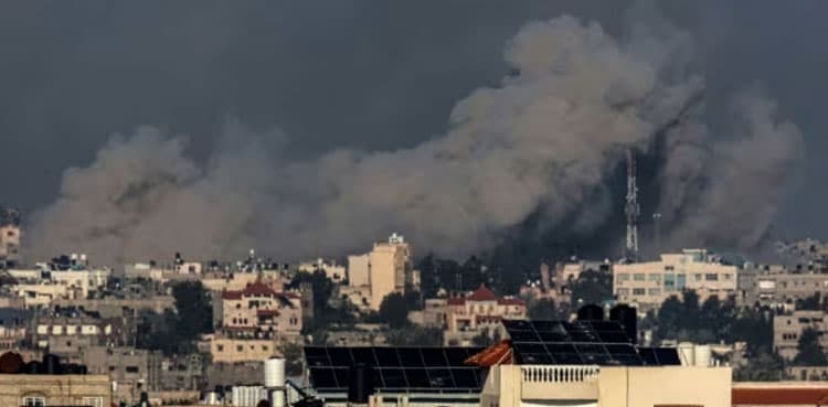 Families urge Israel PM to 'stop the killing' of Gaza hostages