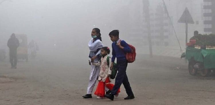 Punjab closes schools, colleges in five more divisions amid smog